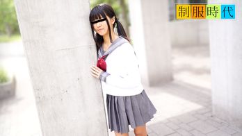 041823_01 制服時代 ~あどけない表情がたまらない華奢な女の子~